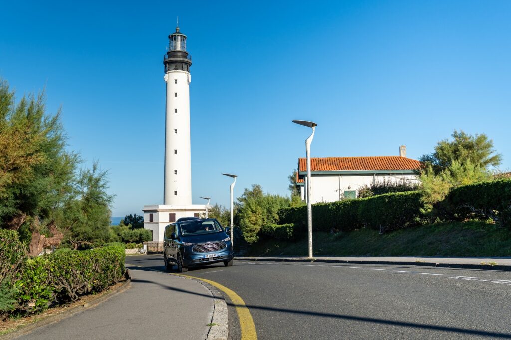 Biarritz Airport Transfer to Bilbao